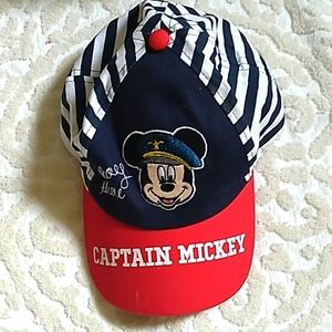 Toddlers Mickey Mouse cap